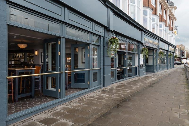 Pilgrims Progress Wetherspoon Bedford Exteriör bild